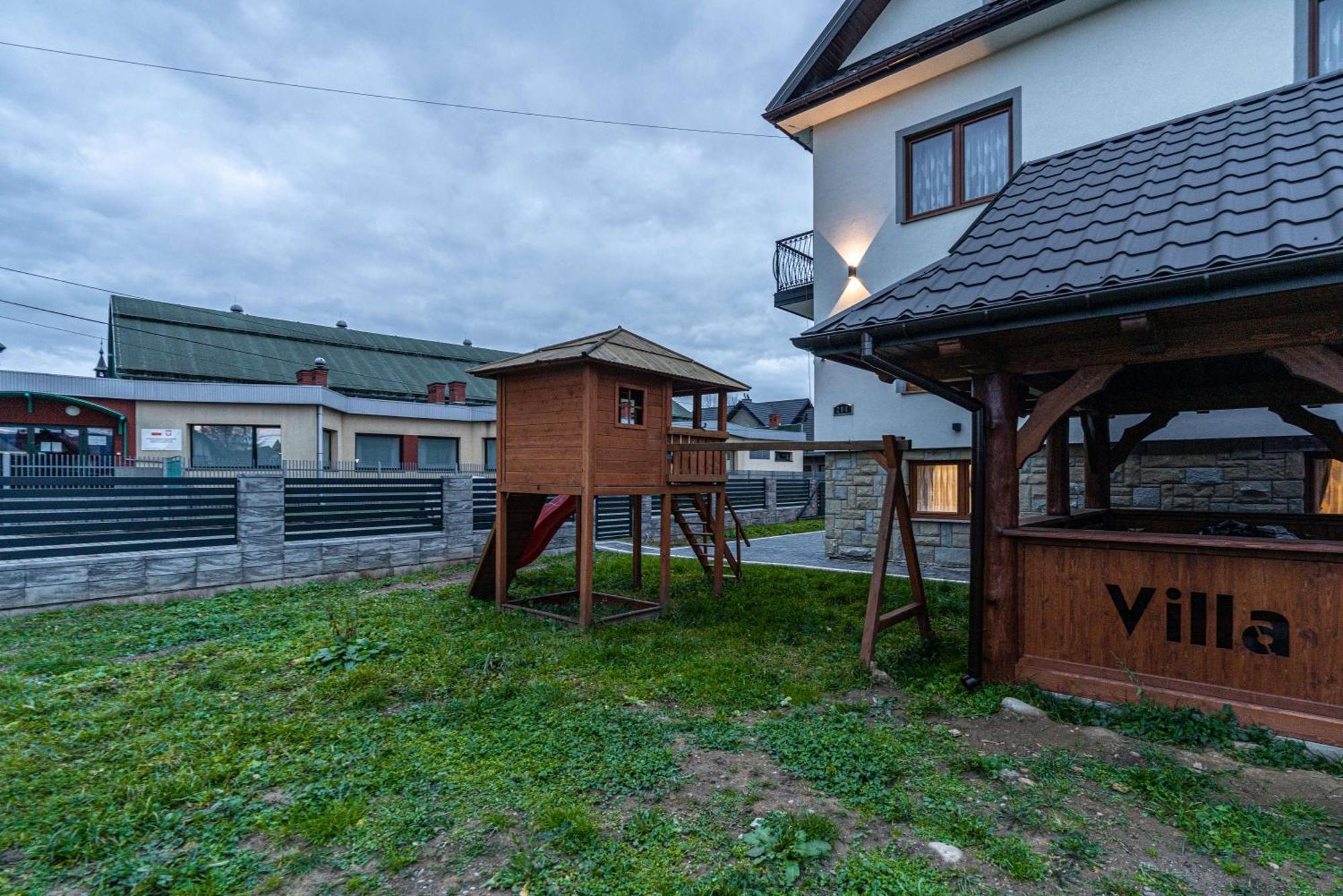 Villa Balos Ґронкув Екстер'єр фото